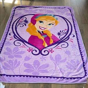 Disney’s Frozen “Anna” Large Fleece Blanket